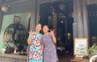 ホイアン・Reaching Out Teahouseカフェのろうスタッフ(イメージ)