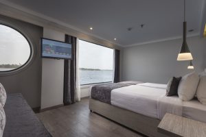 acamar-accessible-cabin