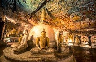 ダンブッラ石窟寺院（イメージ）